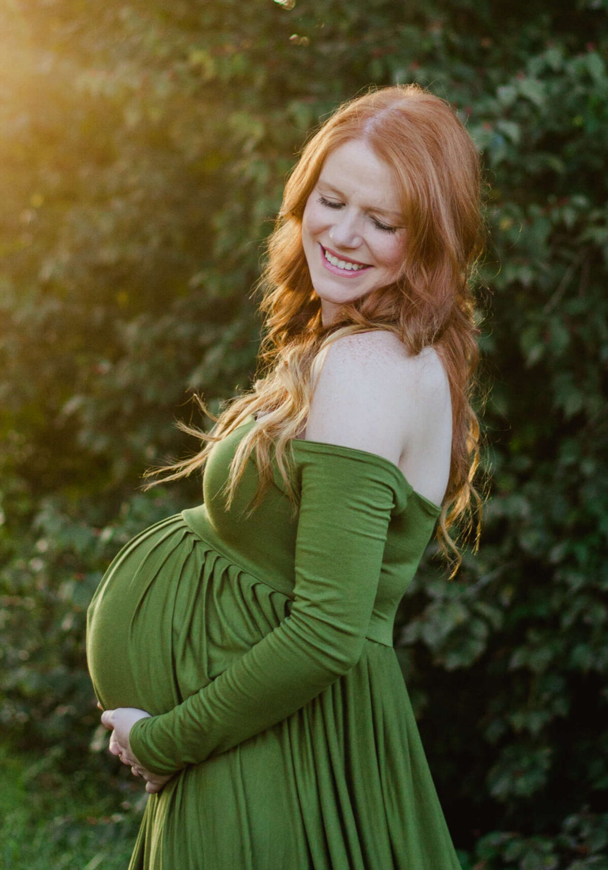 Kentucky Sunset Maternity Session with glowing Mom to be!